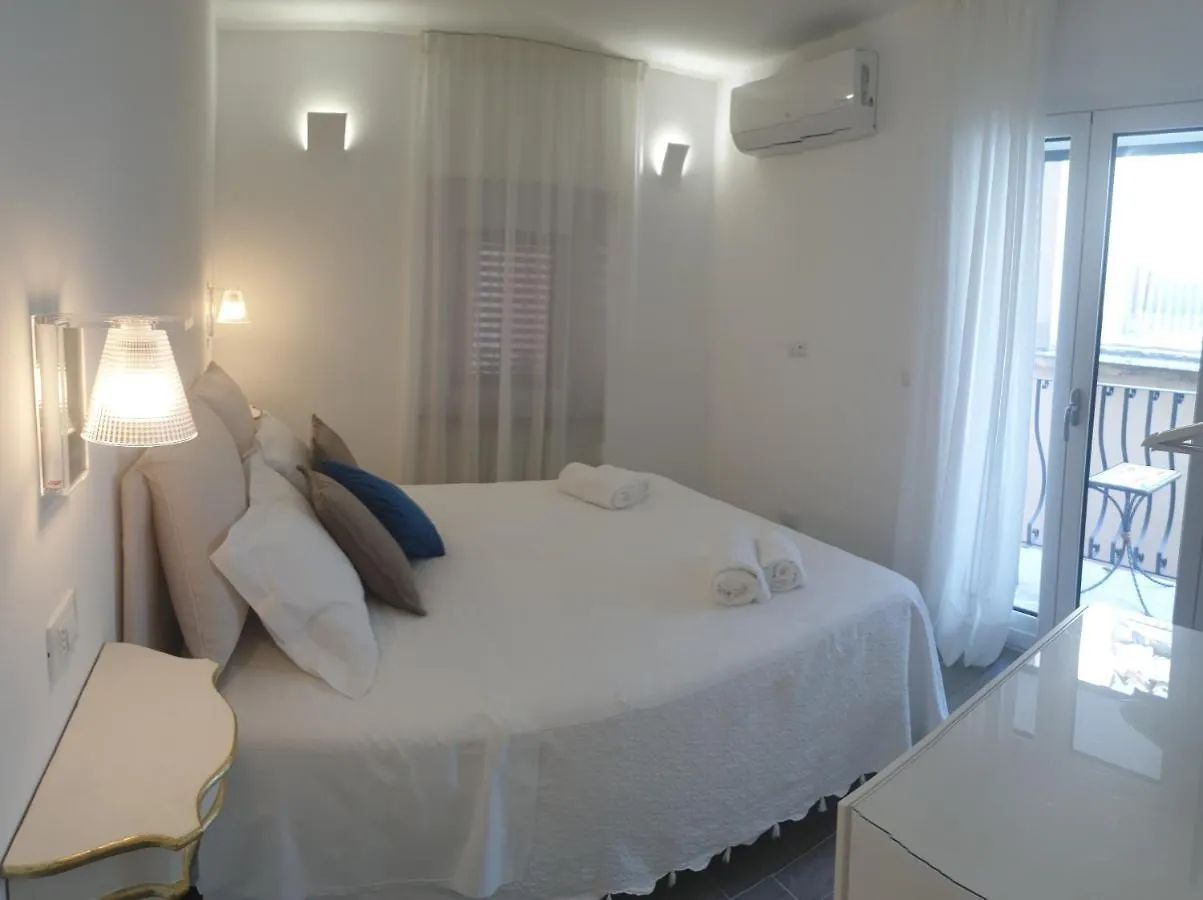 La Bouganville Taormina Italia